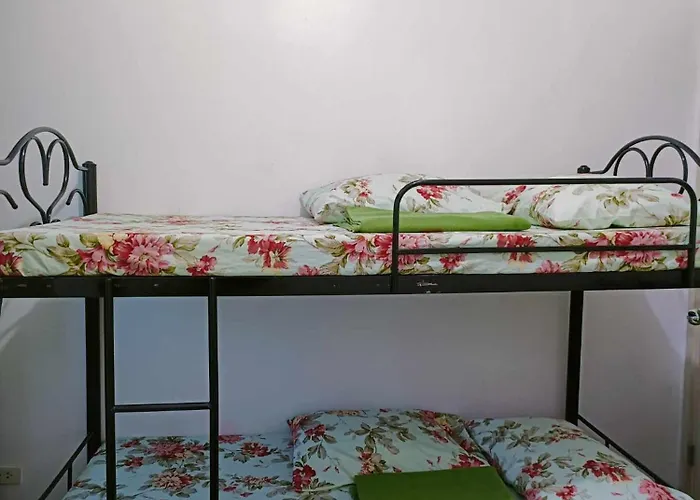 2 Bedroom Just Accross Moa And Smx By Jam Ez