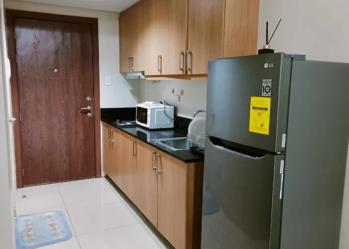 2 Bedroom Just Accross Moa And Smx By Jam Ez *