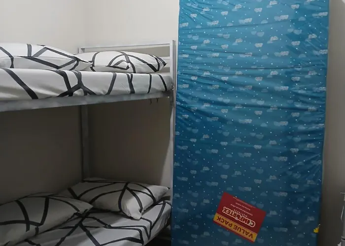 2 Bedroom Just Accross Moa And Smx By Jam Ez Apartment *